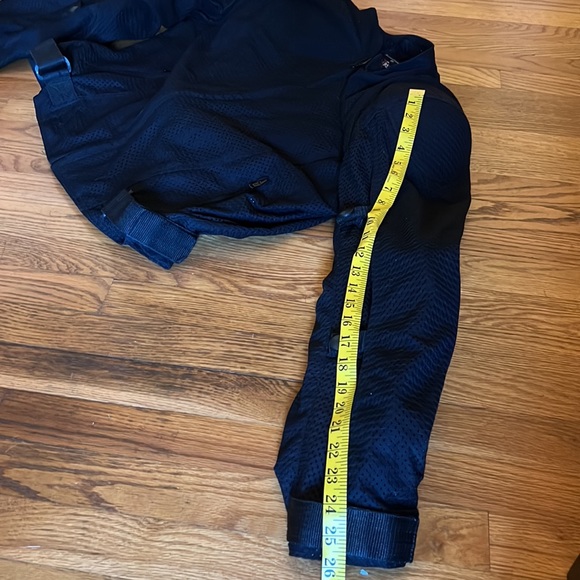 Motorcycle Air Flow Breathable Armor Jacket. Great condition. Unisex - Picture 10 of 14